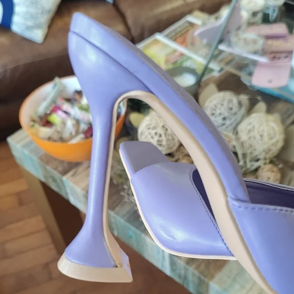 Cape Robbin Lavender Open-Toe Sculpted Heel Mules - Picture 4 of 6